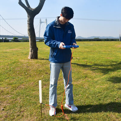 PQWT TC500 Su Detektörü Yeraltı Sularının tespit edilmesi için % 92 doğrulukta çok frekanslı ve otomatik haritalama ile jeofizik araştırma ekipmanları